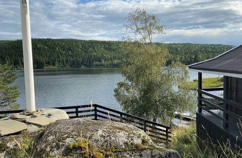 Lunner House | Atmospheric log cabin by Myllavannet
