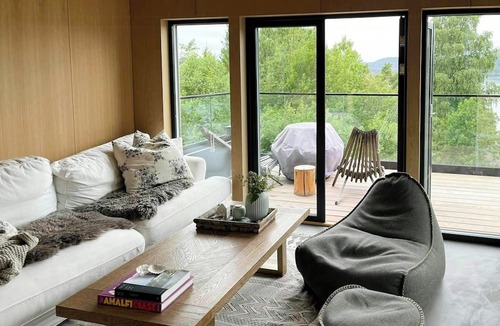 Kragero House | Sail to the cabin and enjoy great design