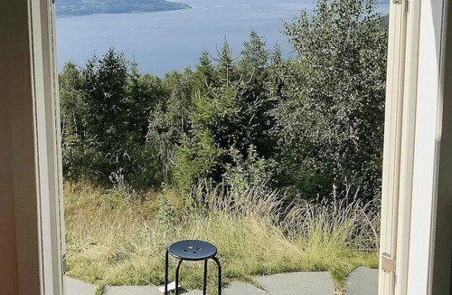 Hurdal Municipality House | Stately cabin with Lake Mjøsa panorama
