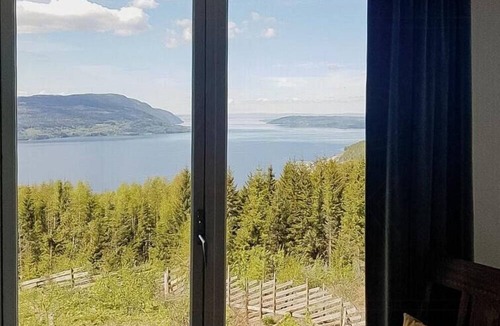 Hurdal Municipality House | Stately cabin with Lake Mjøsa panorama
