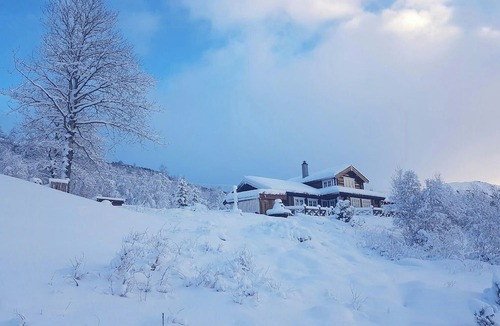 Oppdal House | Experience genuine cabin charm in log cabin