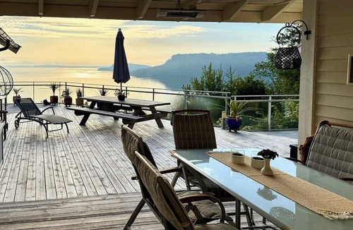 Re Municipality House | Cabin with veranda and fjord view near Tønsberg