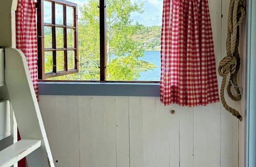 Lyngør House | Generational cabin from 1946 in Lyngør