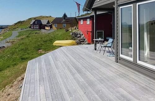 Flora Municipality House | Cabin in the archipelago on the island Kinn