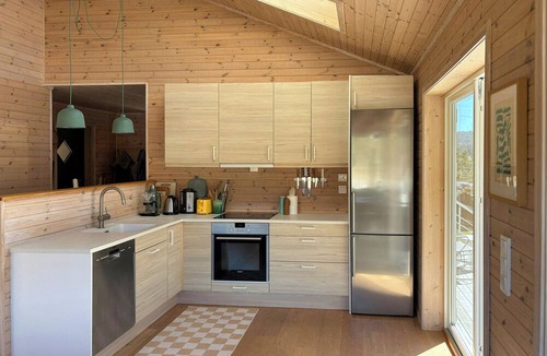Halden House | Bright cabin with nature plot by the Oslofjord