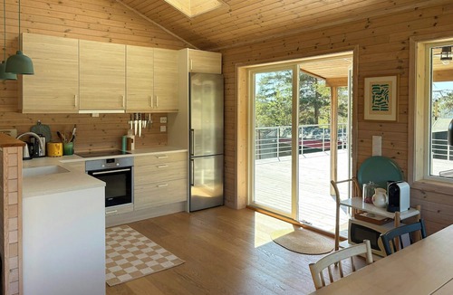 Halden House | Bright cabin with nature plot by the Oslofjord