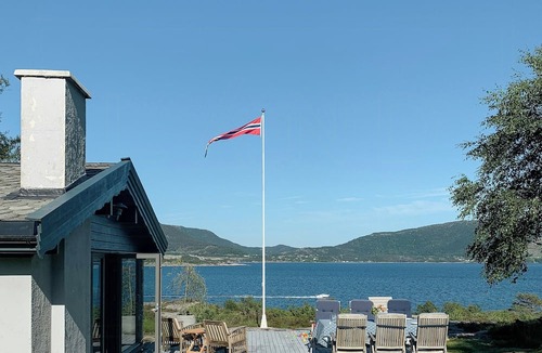 Hervik House | Enjoy outstanding fjord view in Vestlandet