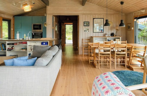 Hervik House | Enjoy outstanding fjord view in Vestlandet