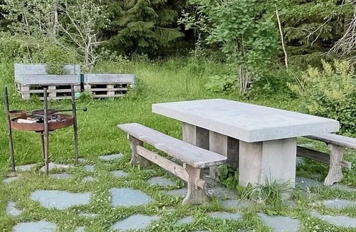 Enebakk House | Historic cabin by the ski trail in Østmarka