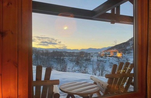 Hemsedal House | 70s architectural cabin with views in Hemsedal