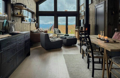 Rauland House | Modern cabin with mountain views in Rauland