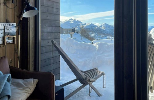 Rauland House | Modern cabin with mountain views in Rauland