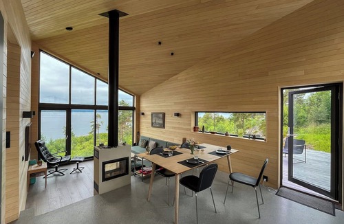 Molde House | Architect-designed cabin with view in Molde