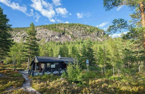 Sigdal Municipality House | Authentic cabin at the foot of Andersnatten