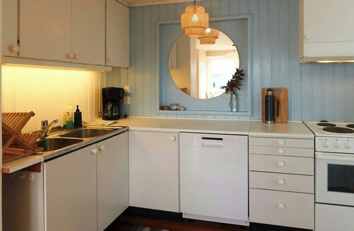 Grimstad House | Summer cabin with sea view in Southern Norway