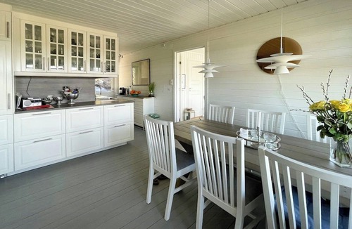 Tjome Municipality House | Cozy cabin with sea view and two terraces