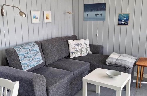 Utsira House | Simple cabin with sea views on Utsira island