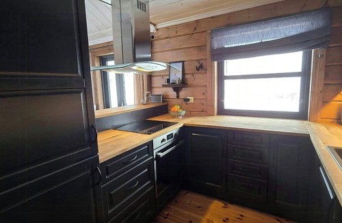Ljosland House | Mountain cabin with panoramic views in Ljosland