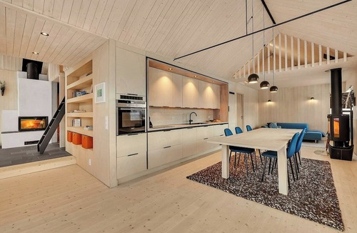 Laukeng House | Modern cabin in harmony with nature