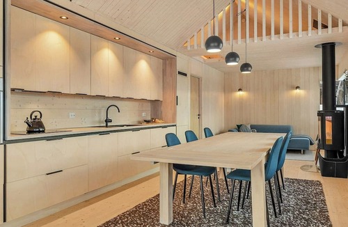 Laukeng House | Modern cabin in harmony with nature