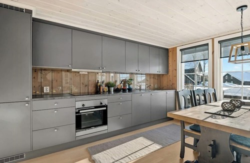 Ringsaker House | Idyllic Sjusjøen – mountain hikes and nature