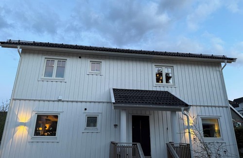 Bryn House | Modern house near Oslo city center | 4 bedrooms | Large patio | Large Parking space
