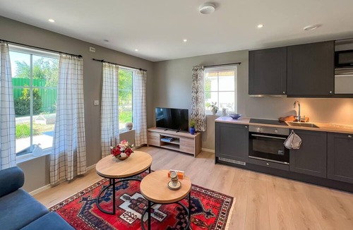 Spangereid Apartment | Amazing apartment in Spangereid with WiFi