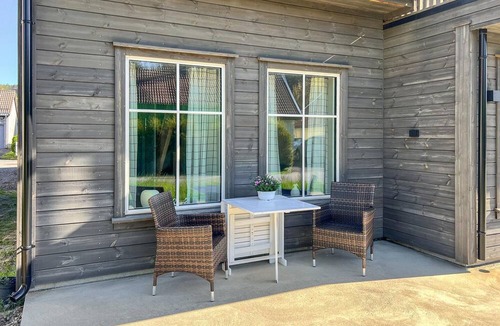 Spangereid Apartment | Amazing apartment in Spangereid with WiFi