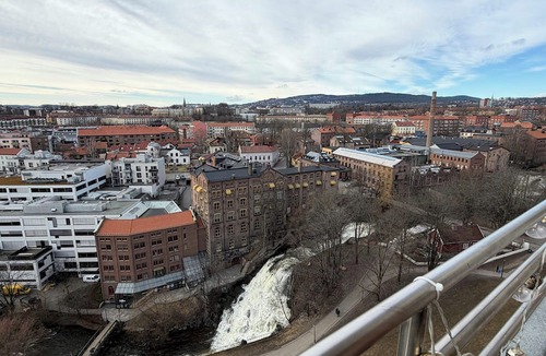 Oslo Apartment | Panoramic views and sunsets atop Grünerløkka