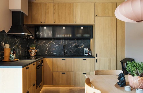 Grunerlokka Apartment | Personal flat with garden by Akerselva