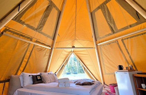 Hjelmeland RV Rental | NorGlamp