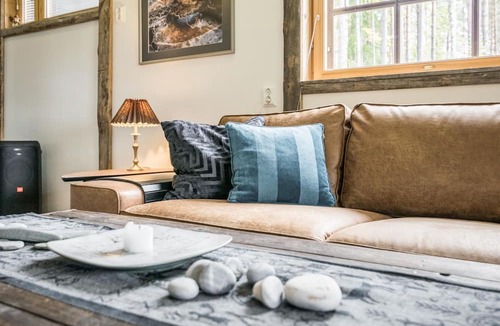 Viitasaari House | Mäntyranta lodge by Interhome