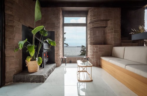 Roola House | Stay North - Hoffren