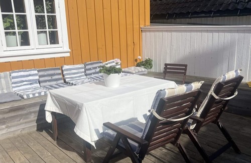 Larvik House | 8 person holiday home in LARVIG