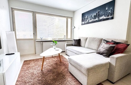 Punavuori Apartment | Vibrant Helsinki Stay - 5 Min to Design District