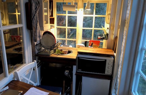 Lidingo Cottage | Writer's cottage in the inner archipelago