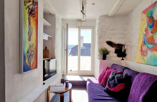 Bergen City Centre Condo | Beautiful condo near Bryggen, Balcony, Fireplace
