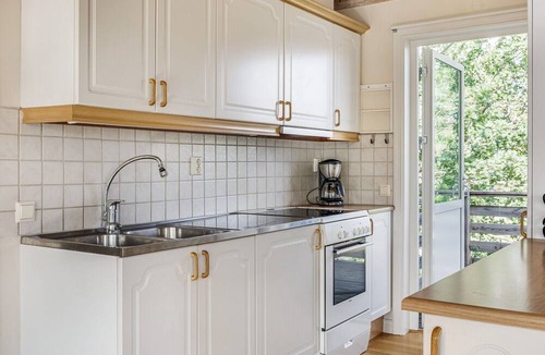 Uppsala O Ski Chalet | Beautiful house next to Burvik Golf of a high standard with a lake view | SE13010