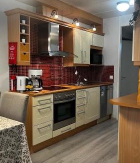 Kemi Apartment | Kemi Cozy Corner, a Stylish Two-Story Apartment - FREE PARKING & WiFi