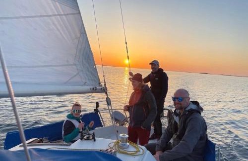 Torslanda Boat Rental | Övernattning på segelbåt
