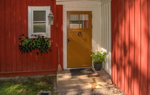 Storfors House | 2 Bedroom Lovely Home In Bjurtjärns Socken