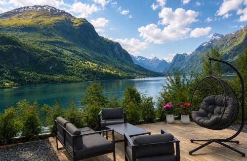 Stryn Apartment | Loen Fjord Panorama