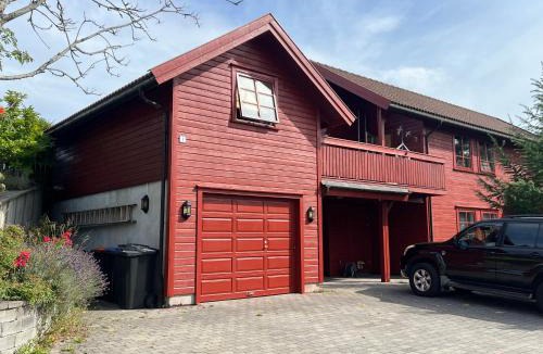 Sandefjord House | La Casa Roja