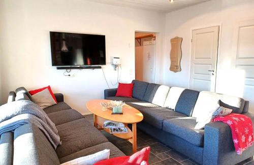 Are Apartment | 6BR for Large Groups with Two Saunas