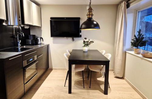 Are Apartment | Practical Base for 5 with Patio