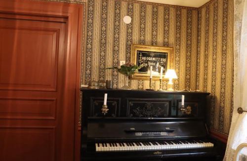 Laholm Apartment | Eskilolsgårds pigkammare