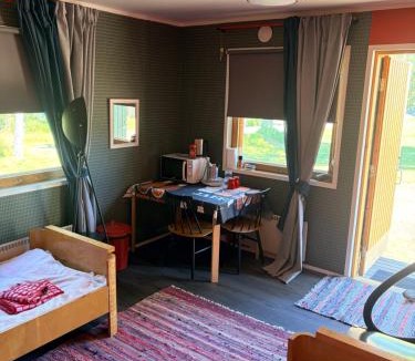 Kustavi Bed & Breakfast | Vierashuone 1