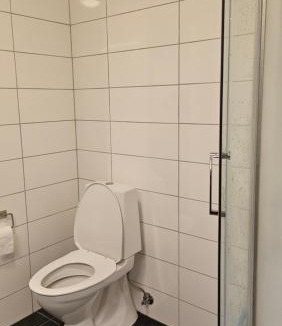 Tromso Apartment | Luxury Apartment with Indoor garage 4 bedroom, 2 livingroom and 2 bathroom