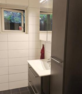 Tromso Apartment | Luxury Apartment with Indoor garage 4 bedroom, 2 livingroom and 2 bathroom