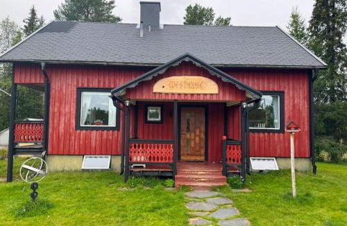 Mellanstrom House | Charming Guest Room Retreat in Lngviken, Sweden